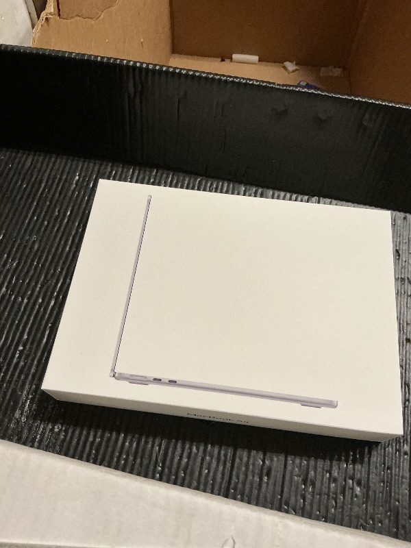 Photo 1 of Apple 2026 MacBook Air 13-inch Laptop with M5 chip: Built for AI, 13.6-inch Liquid Retina Display, 16GB Unified Memory, 512GB SSD, 12MP Center Stage Camera, Touch ID, Wi-Fi 7; Silver
