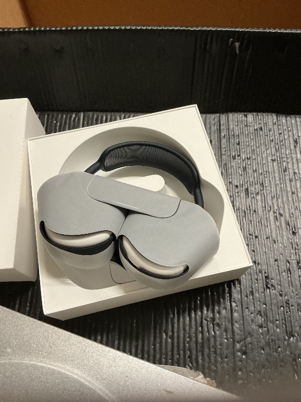 Photo 1 of Apple AirPods Max 2 Wireless Over-Ear Headphones, Active Noise Cancellation, Adaptive Audio, Personalized Spatial Audio, Live Translation, Bluetooth Headphones for iPhone – Midnight