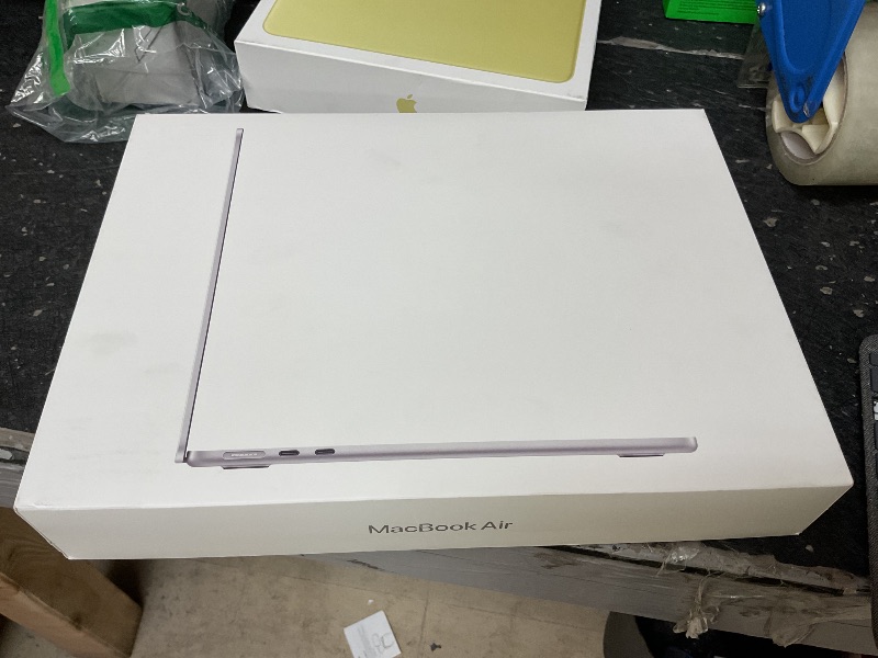 Photo 1 of Apple 2026 MacBook Air 13-inch Laptop with M5 chip: Built for AI, 13.6-inch Liquid Retina Display, 16GB Unified Memory, 512GB SSD, 12MP Center Stage Camera, Touch ID, Wi-Fi 7; Silver