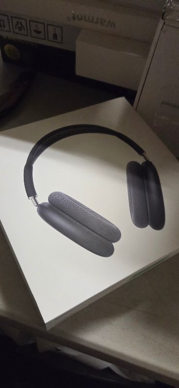 Photo 1 of Apple AirPods Max Wireless Over-Ear Headphones, Pro-Level Active Noise Cancellation, Transparency Mode, Personalized Spatial Audio, USB-C Charging, Bluetooth Headphones for iPhone - Midnight