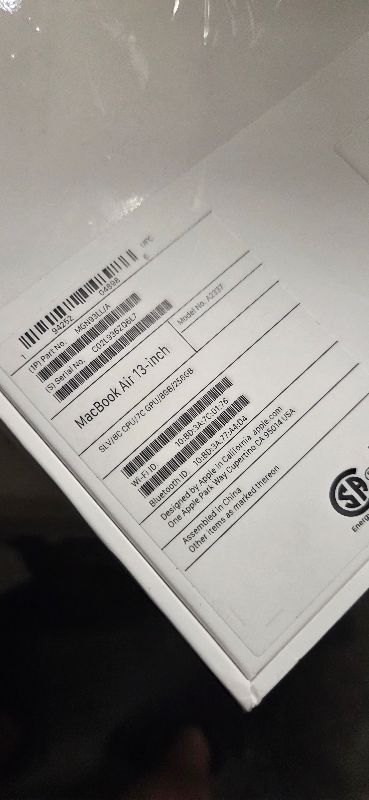 Photo 1 of 2020 Apple MacBook Air Laptop: Apple M1 Chip, 13” Retina Display, 8GB RAM, 256GB SSD Storage, Backlit Keyboard, FaceTime HD Camera, Touch ID. Works with iPhone/iPad; Silver