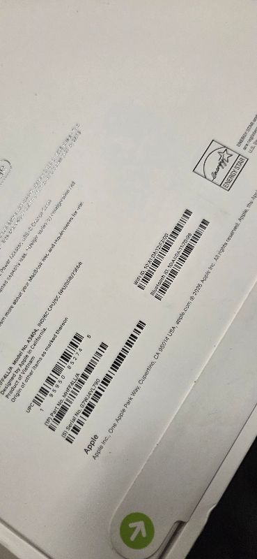 Photo 1 of Apple 2026 MacBook Neo 13-inch Laptop with A18 Pro chip: Built for AI and Apple Intelligence, Liquid Retina Display, 8GB Unified Memory, 256GB SSD Storage, 1080p FaceTime HD Camera; Indigo
