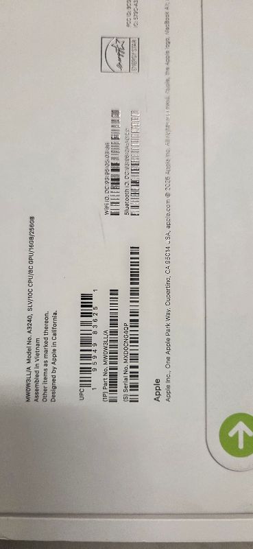 Photo 1 of Apple 2025 MacBook Air 13-inch Laptop with M4 chip: Built for Apple Intelligence, 13.6-inch Liquid Retina Display, 16GB Unified Memory, 256GB SSD Storage, 12MP Center Stage Camera, Touch ID; Silver