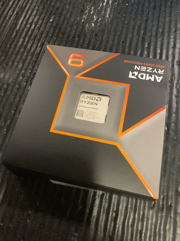 Photo 1 of AMD Ryzen™ 9 9900X 12-Core, 24-Thread Unlocked Desktop Processor