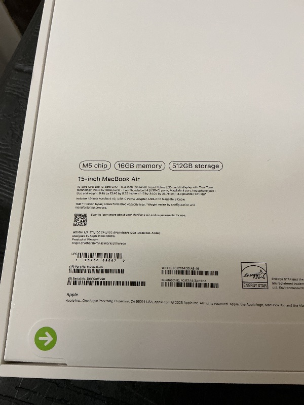 Photo 1 of Apple 2026 MacBook Air 15-inch Laptop with M5 chip: Built for AI, 15.3-inch Liquid Retina Display, 16GB Unified Memory, 512GB SSD, 12MP Center Stage Camera, Touch ID, Wi-Fi 7; Starlight