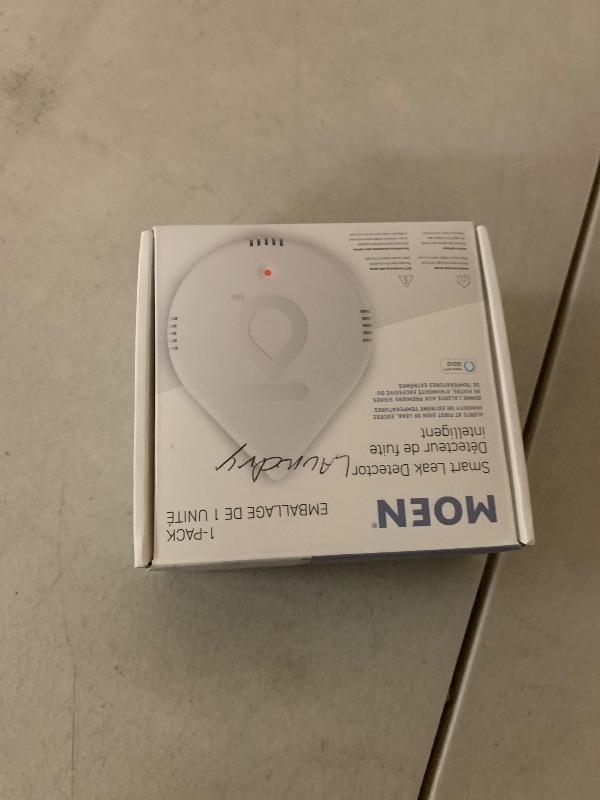 Photo 1 of Moen Flo Smart Water Leak Detector, Drip or Flood Sensor Alarm for Home, 1-Pack, White, 920-004