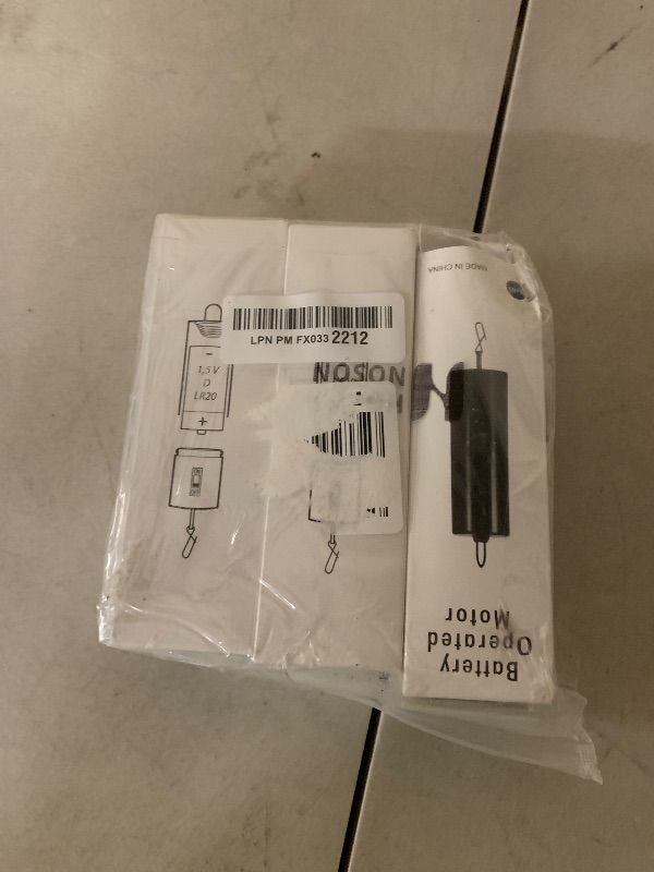 Photo 1 of 3 Pieces Hanging Black Rotating Motor Wind Spinner Mobile Battery Operated Motor Multi-Purposes Rotatable Hook for Garden Decoration Accessory Supplies