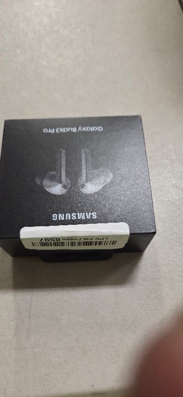 Photo 1 of Samsung Galaxy Buds 3 Pro AI True Wireless Bluetooth Earbuds, Noise Cancelling, Sound Optimization, Redesigned Comfort Fit, Silver [US Version, Amazon Exclusive, 2Yr Warranty]