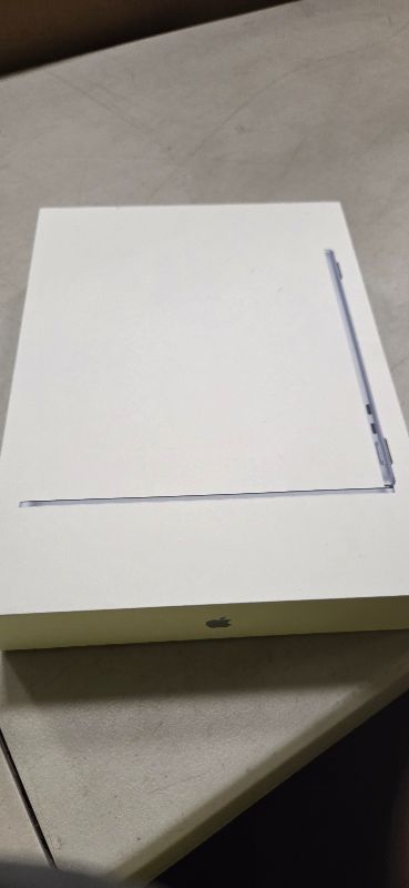 Photo 1 of Apple 2025 MacBook Air 13-inch Laptop with M4 chip: Built for Apple Intelligence, 13.6-inch Liquid Retina Display, 24GB Unified Memory, 512GB SSD Storage, 12MP Center Stage Camera, Touch ID; Sky Blue