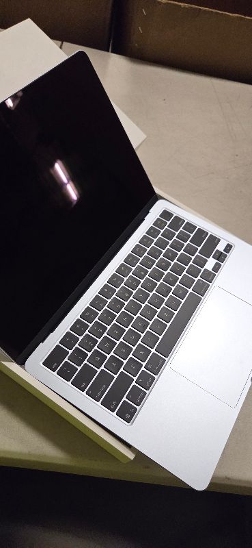 Photo 1 of Apple 2025 MacBook Air 13-inch Laptop with M4 chip: Built for Apple Intelligence, 13.6-inch Liquid Retina Display, 24GB Unified Memory, 512GB SSD Storage, 12MP Center Stage Camera, Touch ID; Sky Blue