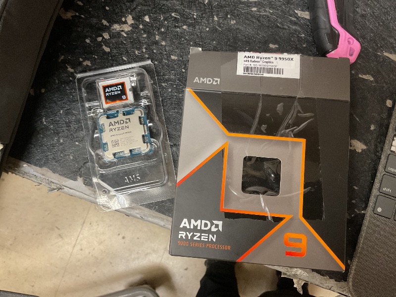 Photo 1 of AMD Ryzen™ 9 9950X 16-Core, 32-Thread Unlocked Desktop Processor
