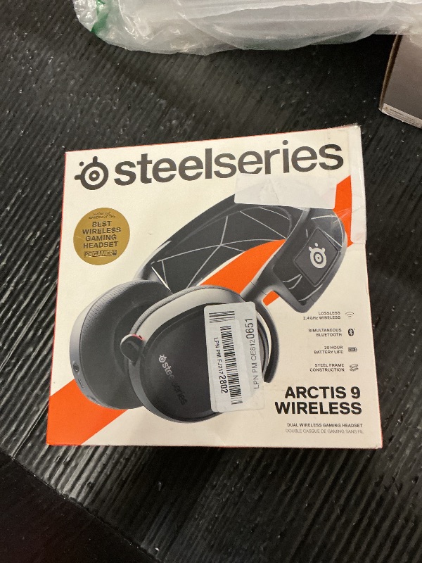 Photo 1 of SteelSeries Arctis 9 Dual Wireless Gaming Headset – Lossless 2.4 GHz Wireless + Bluetooth – 20+ Hour Battery Life – For PC, PS5, PS4, Bluetooth,Black