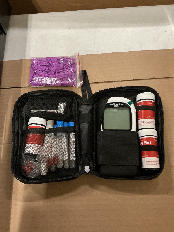 Photo 1 of TREEHOUSE LAB Hemoglobin Test Kits with 100 Hemoglobin Test Strips, Hemoglobin Test Meter, Hemoglobin Test Kit for Home Use, Easy to Use and Read.