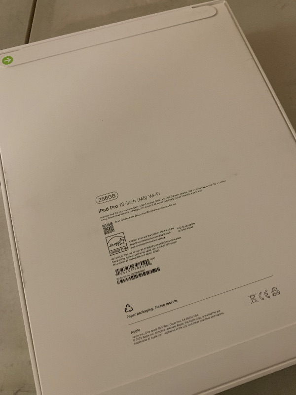 Photo 1 of Apple iPad Pro 13-inch (M5): Ultra Retina XDR Display, 256GB, Landscape 12MP Front Camera/12MP Back Camera, LiDAR Scanner, Wi-Fi 7 with Apple N1, Face ID, All-Day Battery Life — Space Black