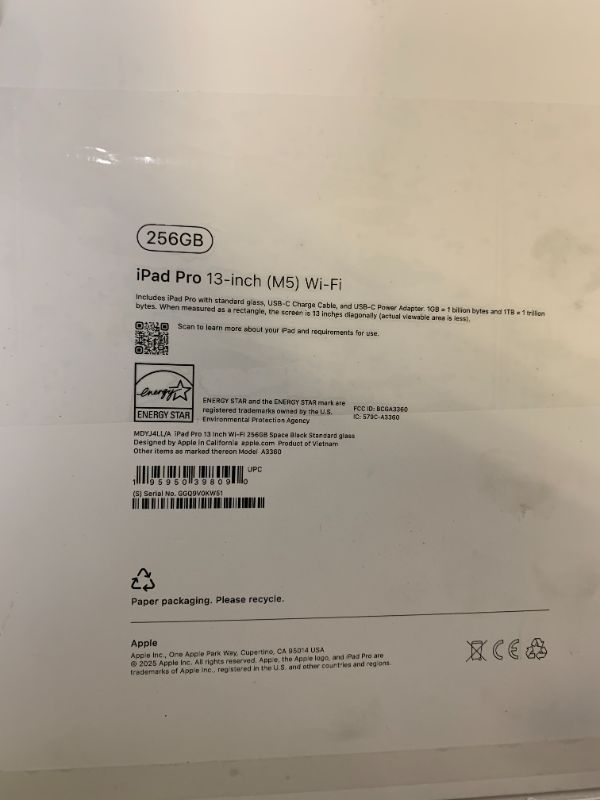 Photo 1 of Apple iPad Pro 13-inch (M5): Ultra Retina XDR Display, 256GB, Landscape 12MP Front Camera/12MP Back Camera, LiDAR Scanner, Wi-Fi 7 with Apple N1, Face ID, All-Day Battery Life — Space Black