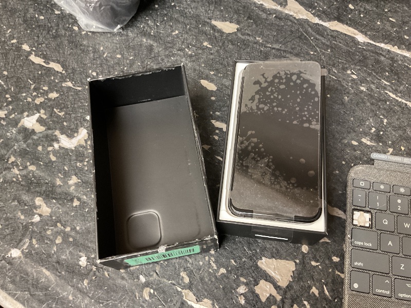 Photo 8 of Apple iPhone 11 Pro [64GB, Space Gray] RENEWED