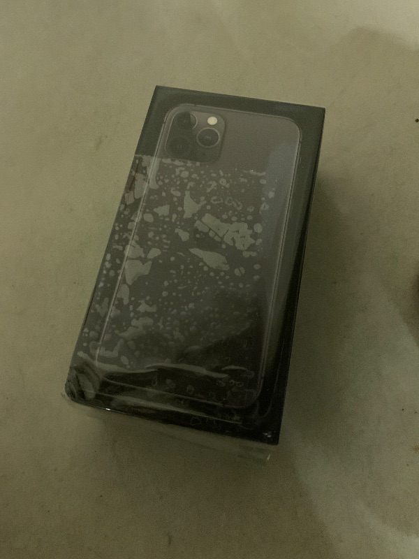 Photo 1 of Apple iPhone 11 Pro, 512GB, Space Gray - 
