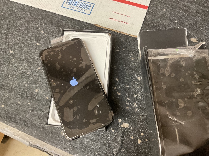 Photo 1 of Apple iPhone 11 Pro, 512GB, Space Gray - 
