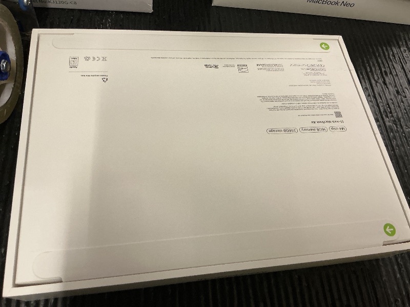 Photo 1 of Apple 2025 MacBook Air 13-inch Laptop with M4 chip: Built for Apple Intelligence, 13.6-inch Liquid Retina Display, 16GB Unified Memory, 256GB SSD Storage, 12MP Center Stage Camera, Touch ID; Silver
