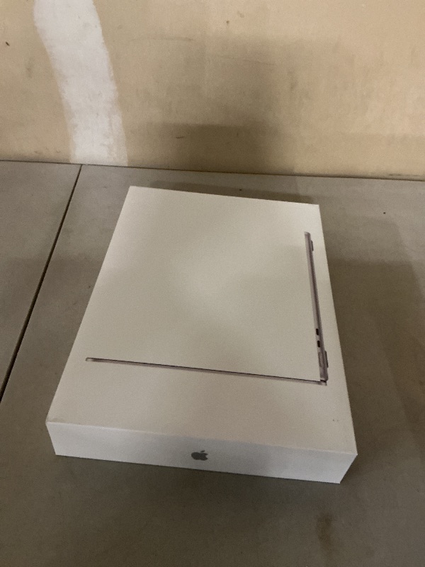 View 4 of Apple 2025 MacBook Air 13-inch Laptop with M4 chip: Built for Apple Intelligence, 13.6-inch Liquid Retina Display, 24GB Unified Memory, 512GB SSD Storage, 12MP Center Stage Camera, Touch ID; Silver