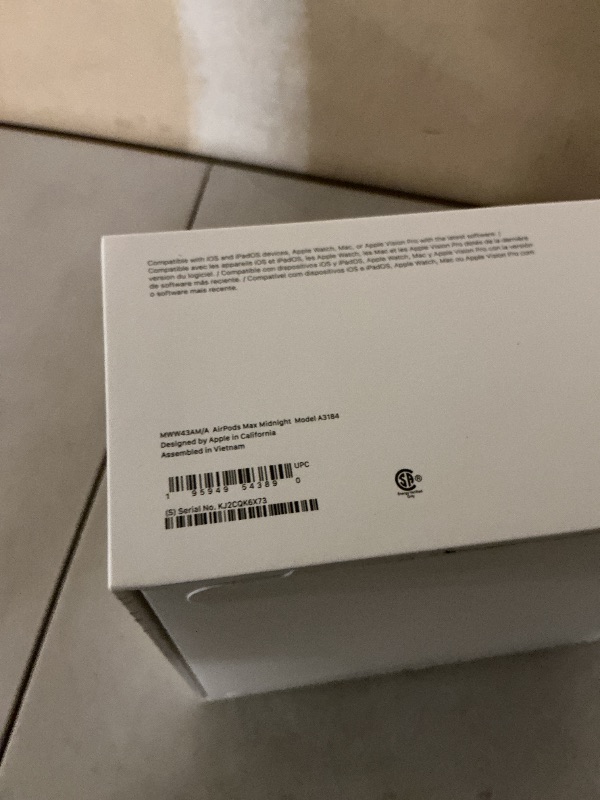 Photo 1 of Apple AirPods Max Wireless Over-Ear Headphones, Pro-Level Active Noise Cancellation, Transparency Mode, Personalized Spatial Audio, USB-C Charging, Bluetooth Headphones for iPhone - Midnight