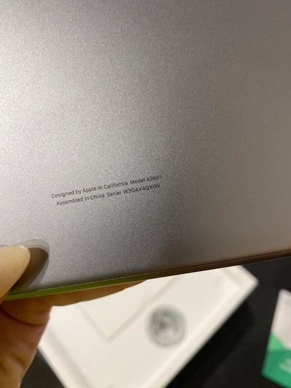Photo 1 of 2022 M2 13 inch MAC BOOK