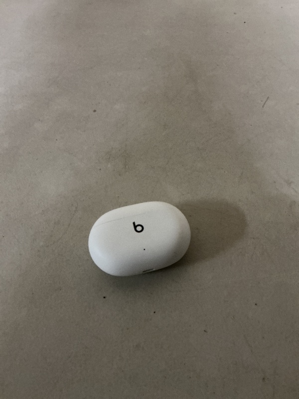 Photo 1 of Beats Studio Buds - True Wireless Noise Cancelling Earbuds - Compatible with Apple & Android, Built-in Microphone, IPX4 Rating, Sweat Resistant Earphones, Class 1 Bluetooth Headphones - White *no charger*