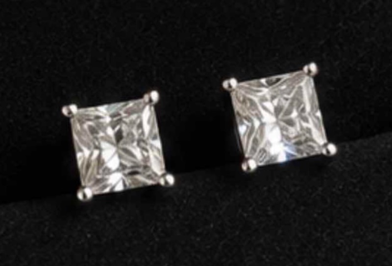 Photo 1 of 10K WHITE GOLD 0.25CTW DIAMOND STUD EARRINGS 1.5G #16