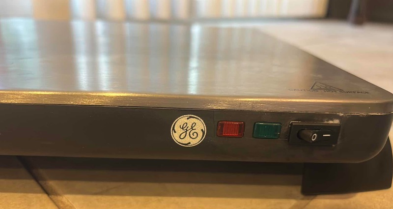 Photo 1 of GE FOOD ELECTRIC WARMER