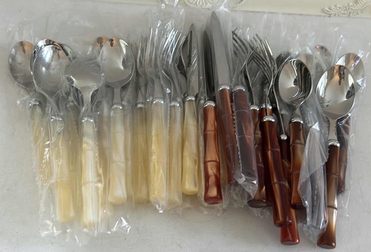 Photo 1 of 40 PC - RIVADOSSI SANDRO BAMBOO STAINLESS STEEL CUTLERY