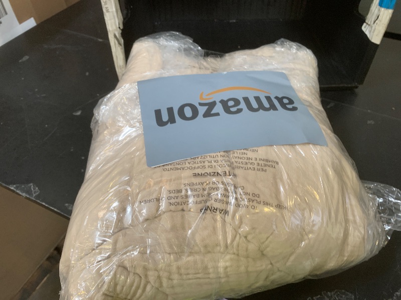 Photo 1 of 100%  Musilin cotton Blanket 