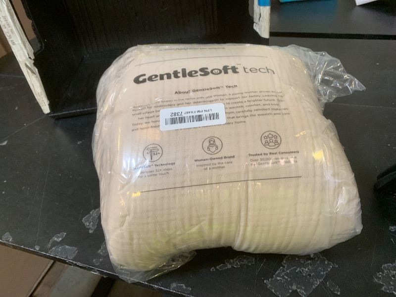 Photo 1 of 100%  Musilin cotton Blanket 