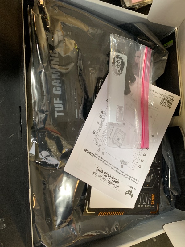 Photo 1 of ASUS TUF Gaming B850-PLUS WiFi AMD B850 AM5 DDR5 8000 DP HDMI 3X M2 USB3.2 Gen 2x2 WiFi 7 + BT Aura RGB 2.5Gbit LAN ATX 14+2+1 Power Stages, 1xGen5 M.2, Ready for Advanced AI PC197105781603
