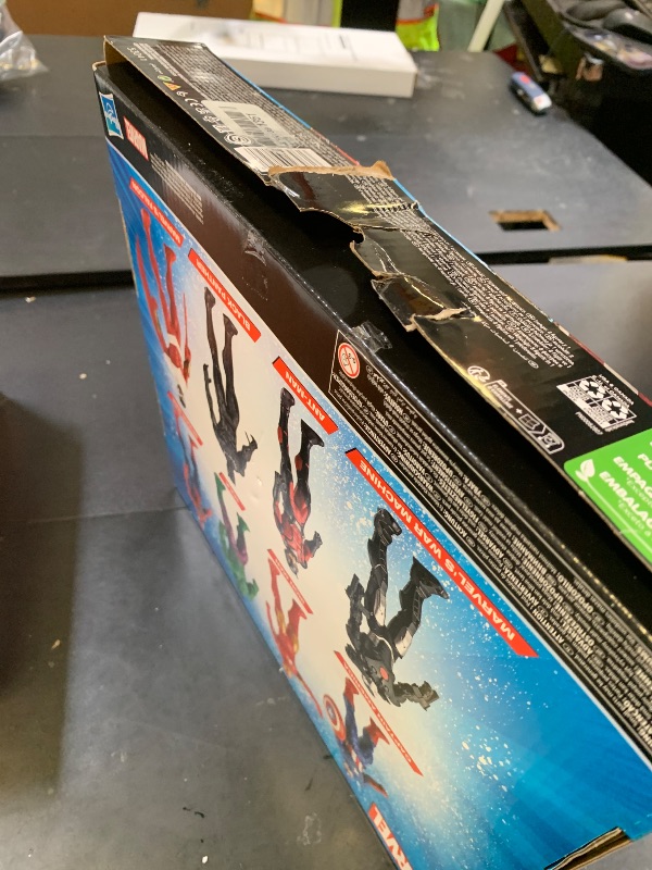 Photo 1 of Marvel Avengers Ultimate Protectors Pack, 6-Inch-Scale, 8 Action Figures with Accessories, Super Hero Toys, Toys for Boys and Girls Ages 4 and Up