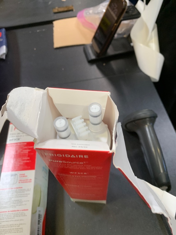 Photo 1 of FRIGIDAIRE ULTRAWF Pure Source Ultra Water Filter, Original, White, 1 Count