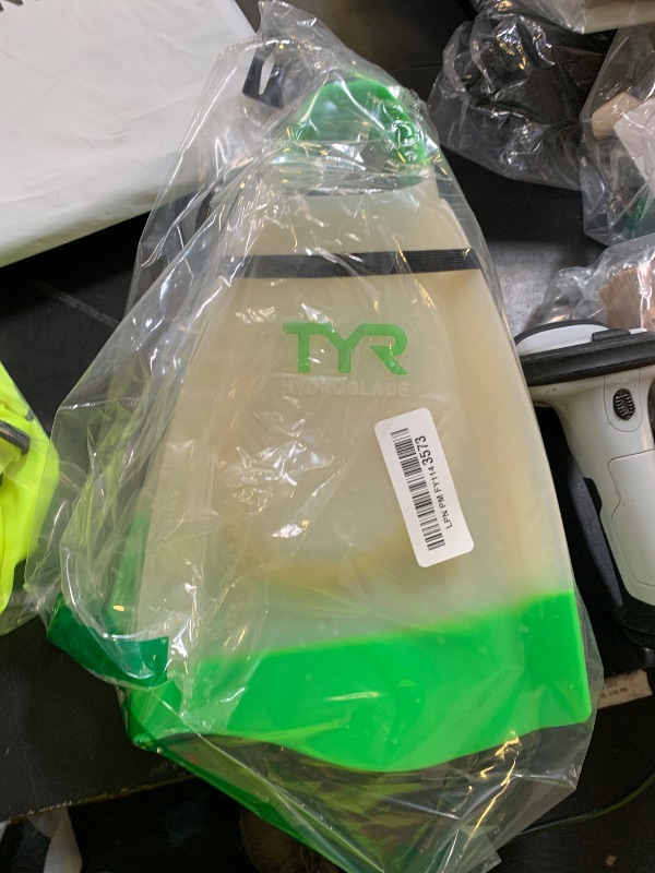 Photo 1 of TYR Hydroblade Swim Training Fins, Green, MEDIUM