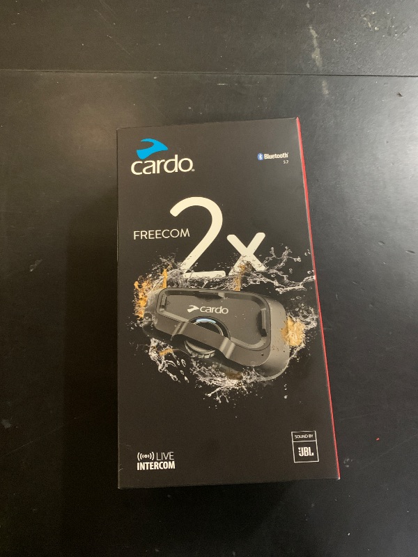 Photo 1 of Cardo Systems FREECOM 2X Motorcycle 2-Way Helmet Bluetooth Communication System Headset Intercom, Universal Bluetooth Connectivity, Waterproof, 40mm Speakers - Single Pack