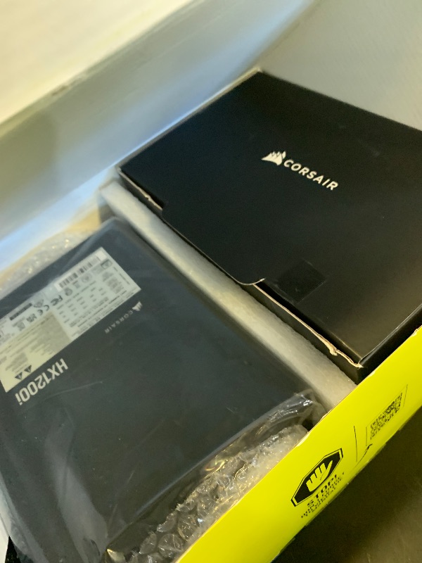 Photo 1 of CORSAIR HX1200i (2025) Fully Modular Ultra-Low Noise ATX Power Supply with 12V-2x6 Cable – ATX 3.1 & PCIe 5.1 Compliant, Cybenetics Platinum Efficiency, Fluid Dynamic Bearing Fan – Black