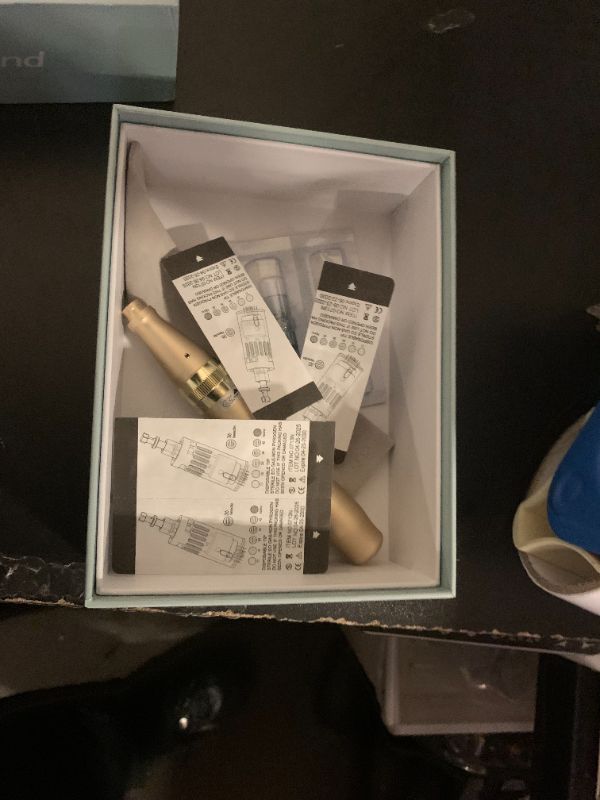 Photo 1 of 0.25mm Derma Roller Pen