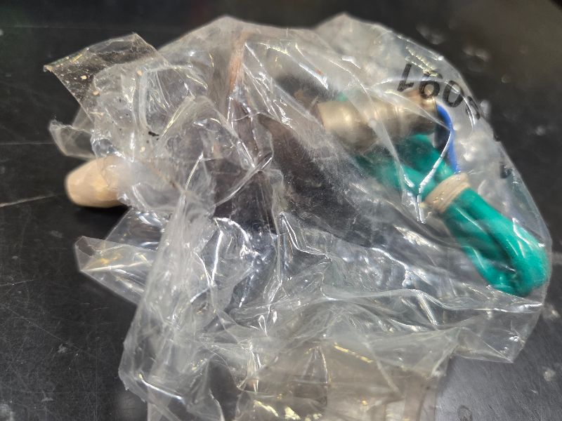 Photo 1 of Denso 234-9091 Air Fuel Sensor, Regular