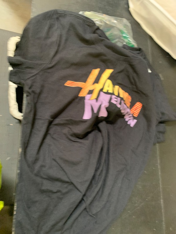 Photo 1 of  Adult    t- Shirt 