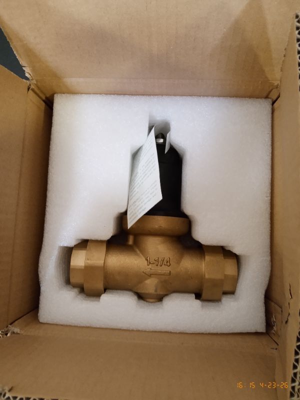 Photo 1 of 1-1/4 Inch 114-NR3XL Pressure Reducing Valve, with Double Internal Thread Pipe NPT Connection, Suitable for Zurn 1-1/4" NR3XLDULU Reducing Valves, Comes with Stainless Steel Screen and 2 gaskets