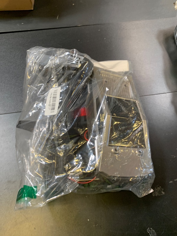 Photo 1 of 1:18 Fast RC Car 40 KM/H High Speed 4WD Remote Control Monster Truck 4X4 Off Road All Terrain with 2 Batteries/2 PVC Shell Pickup, 2.4GHz Remote Control, Ideal Gifts for Christmas/Happy New Year