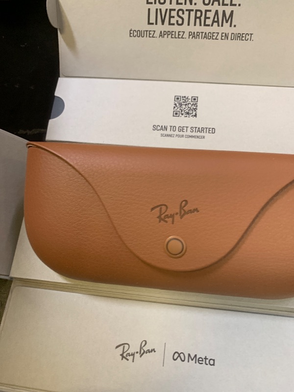 Photo 1 of Ray-Ban Meta (Gen 1), Wayfarer, Matte Black | Smart AI Glasses for Men, Women —12 MP Camera, Open-Ear Speakers for Audio, Video Recording and Bluetooth —Transitions® Green Lenses —Wearable Technology