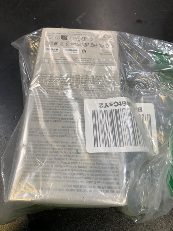 Photo 1 of Ray-Ban Meta (Gen 1), Wayfarer, Matte Black | Smart AI Glasses for Men, Women —12 MP Camera, Open-Ear Speakers for Audio, Video Recording and Bluetooth —Transitions® Green Lenses —Wearable Technology