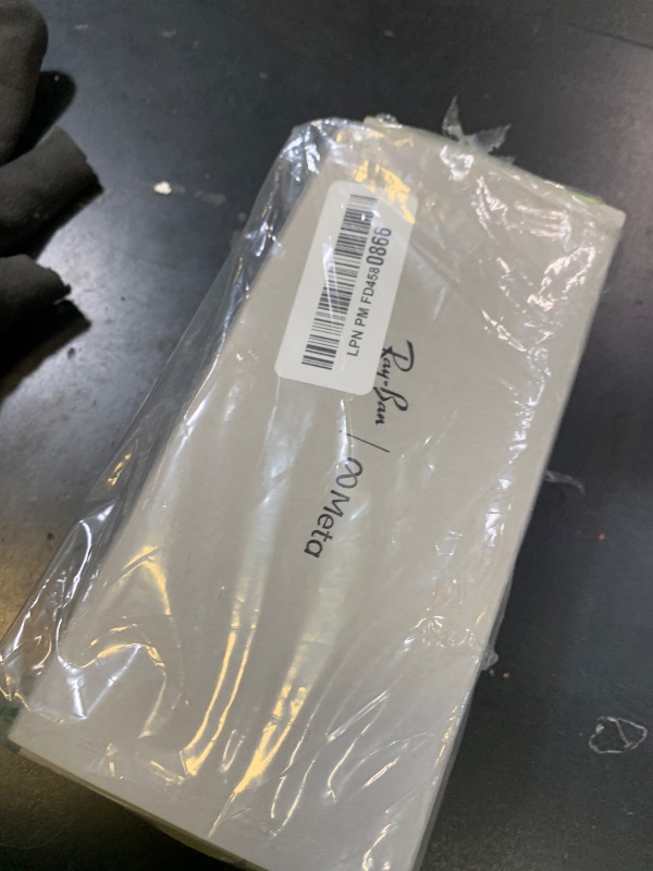 Photo 1 of Ray-Ban Meta (Gen 1), Wayfarer, Matte Black | Smart AI Glasses for Men, Women —12 MP Camera, Open-Ear Speakers for Audio, Video Recording and Bluetooth —Transitions® Green Lenses —Wearable Technology