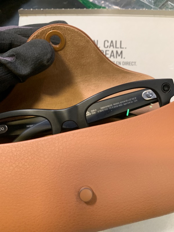 Photo 1 of Ray-Ban Meta (Gen 1), Wayfarer, Matte Black | Smart AI Glasses for Men, Women —12 MP Camera, Open-Ear Speakers for Audio, Video Recording and Bluetooth —Transitions® Green Lenses —Wearable Technology