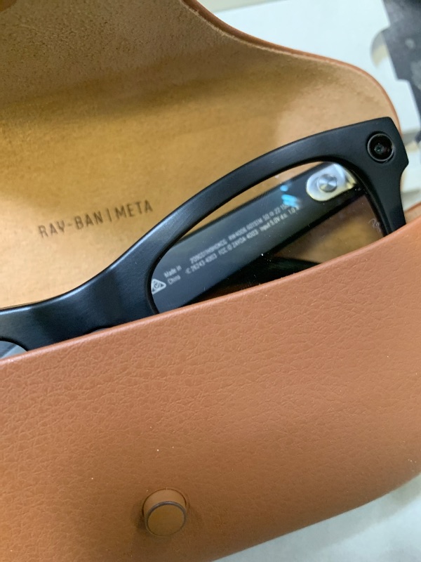 Photo 1 of Ray-Ban Meta (Gen 1), Wayfarer, Matte Black | Smart AI Glasses for Men, Women —12 MP Camera, Open-Ear Speakers for Audio, Video Recording and Bluetooth —Transitions® Green Lenses —Wearable Technology