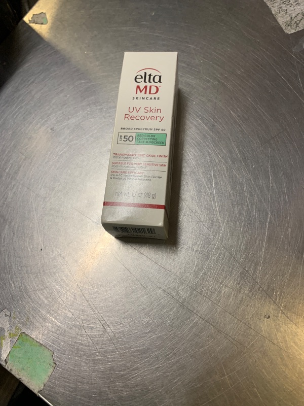 Photo 1 of EltaMD UV Skin Recovery Green Tint 100% Mineral Sunscreen, SPF 50, Redness Correcting Face Sunscreen, Safe for Sensitive Skin, 1.7oz