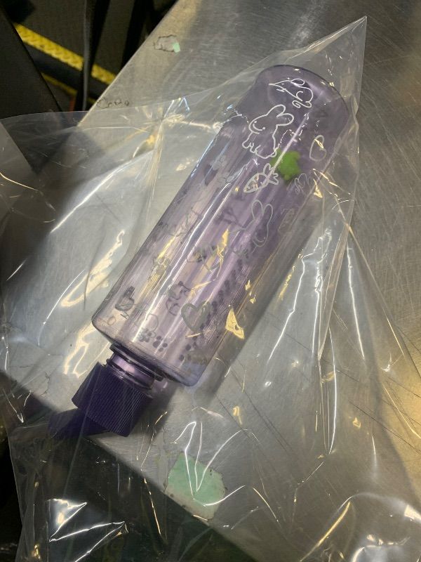 Photo 1 of **********MISSING PARTS*******
Lixit Standard Cage Water Bottles for Rabbits, Ferrets, Guinea Pigs, Hamsters, Rats, Mice and Other Small Animal's (16 Ounce, Clear)
